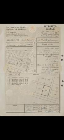 للبيع ارض سكنية ممتازة في بركاء العقدة الرابعة الجنوب زاوية