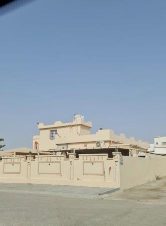 منزل للبيع المعبيله الجنوبية حي العز بالقرب من جامع الصحابة