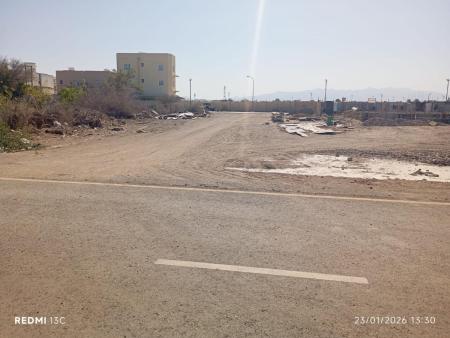 للبيع ارض سكنية في المعبيلة الجنوبية حلة النصر وسطية