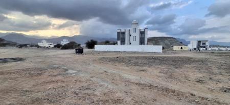 للبيع ارض سكنية في مدينة النهضة مربع 18