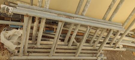 سقالات المنيوم للبيع