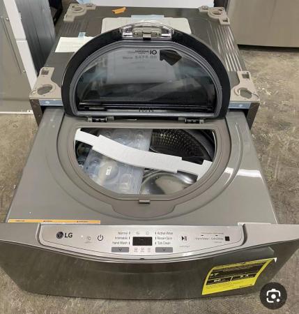 أدم . الداخلية