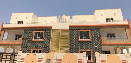 للبيع فيلا جميلة وبطابقين في بركاء في البدي بموقع مميز