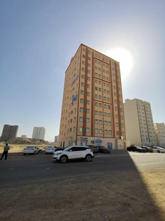 للايجار شقة ممتازة وبموقع ممتاز قريبة من فندق الفلك