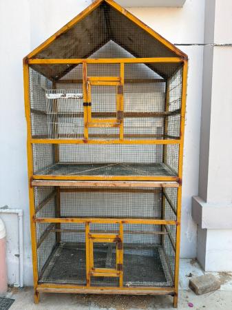 قفص للبيع كبير ونظيف جدا