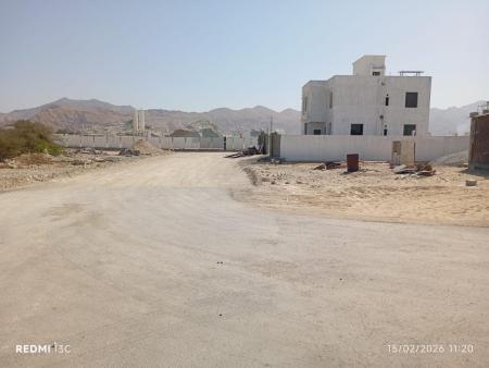 للبيع ارض سكينة في مرتفعات العامرات الخامسة قريب مخطط البستا