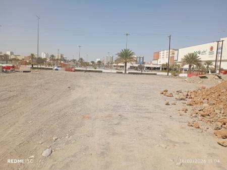 للبيع ارض سكني تجاري في المعبيلة السابعة مقابل مسقط مول