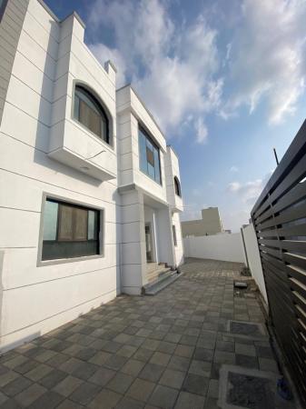 توين فيلا للبيع في المعبيلة الثامنه