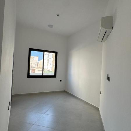 شقة للإيجار في مسقط العذيبة الشماليةApartment for rent in Mu