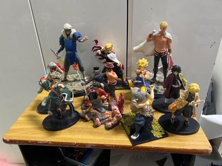 مجسمات أنمي للبيع بالجملة او بالحبة شارع قبل النفاذ