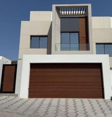 فيلا للبيع في مدينة السلطان قابوس