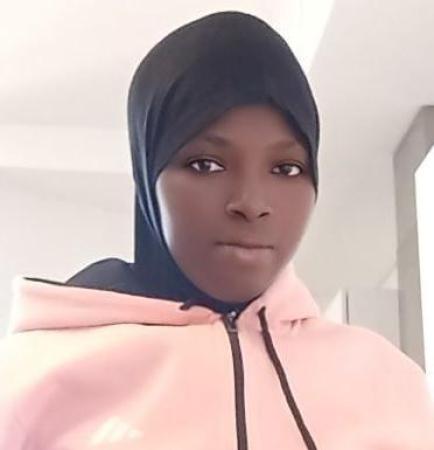 عاملات منازل توجو وهاديات