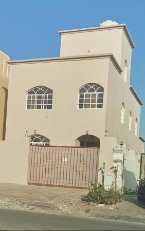 للايجار فيلا ممتازة بطابقين في المعبيلة السابعة قريب نفق