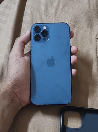 ايفون 12 برو