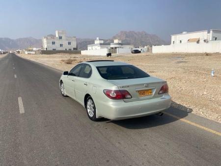 للبيع لكزس رقم١