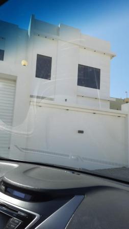 للبيع جزء من توين فيلا في الرميس جنوب الشارع البحري