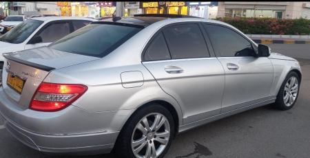 مرسدس للبيع 2009 نظيف