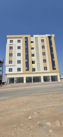 للايجار شقتين جديدات في المعبيلة الرابعة خلف محطة نفط عمان ب