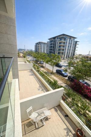 شقة فاخرة للإيجار في الموج LAGOON Residence