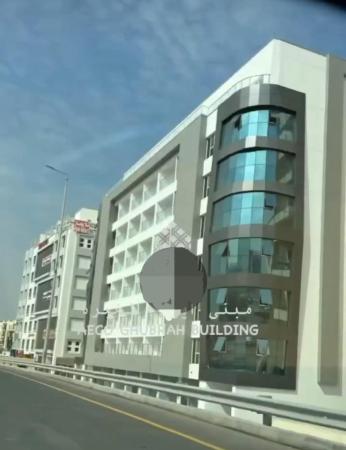 للايجار شقة مفروشة وراقية في بوشر مقابل مجمع السلطان قابوس