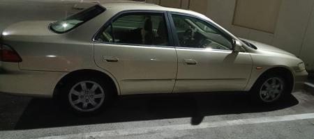 هوندا اكورد ٢٠٠١ للبيع