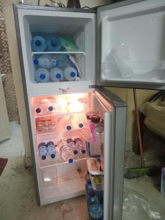 ثلاجه ممتازه بحاله الزيرو استخدام خفيف