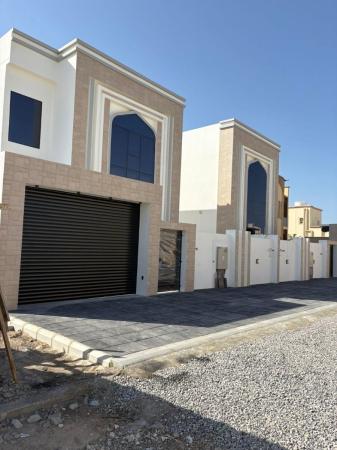 متبقي فيلا واحده في بركاء الجحيله من اصل توين فيلا