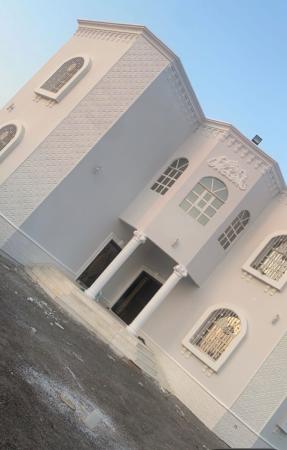 بيت للبيع من المالك طابقين مساحة البناء 375 فيه اثاث ومع ارض