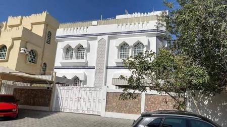 غرف للايجار الاسبوعي والشهري في الخوير