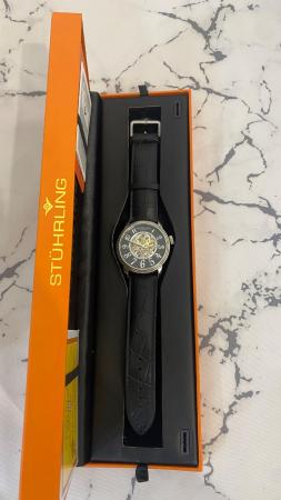 ساعة stuhrling مميزة نادرة
