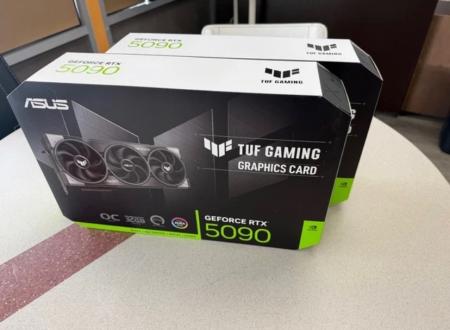 بطاقة رسومات ASUS TUF Gaming GeForce RTX 5090 بسعة 32 جيجابا
