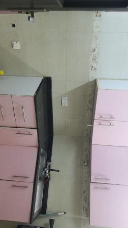 شقة للايجار ..سوق الخوض التجاري ..Flat for rent