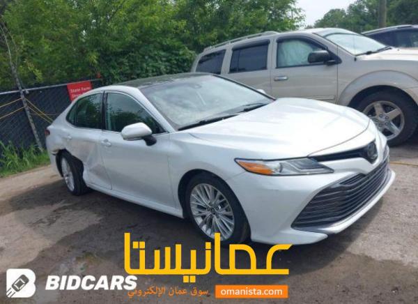 كامري 2019 XLE V6 الفول 6 سلندر بانوراما بصمه نقطه عمياء الشاشه 