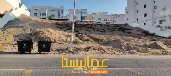للبيع ارض سكينة في الخوير 25 على شارعين قار