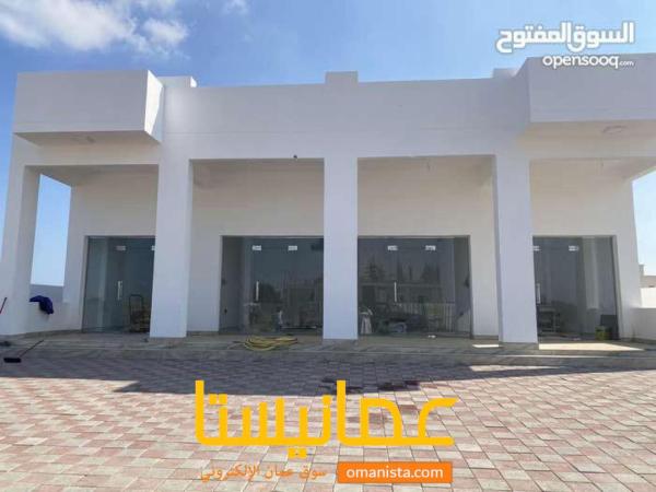 للايجار 4 محلات امامية بموقع ممتاز في الرميس مقابل حديقة النسيم